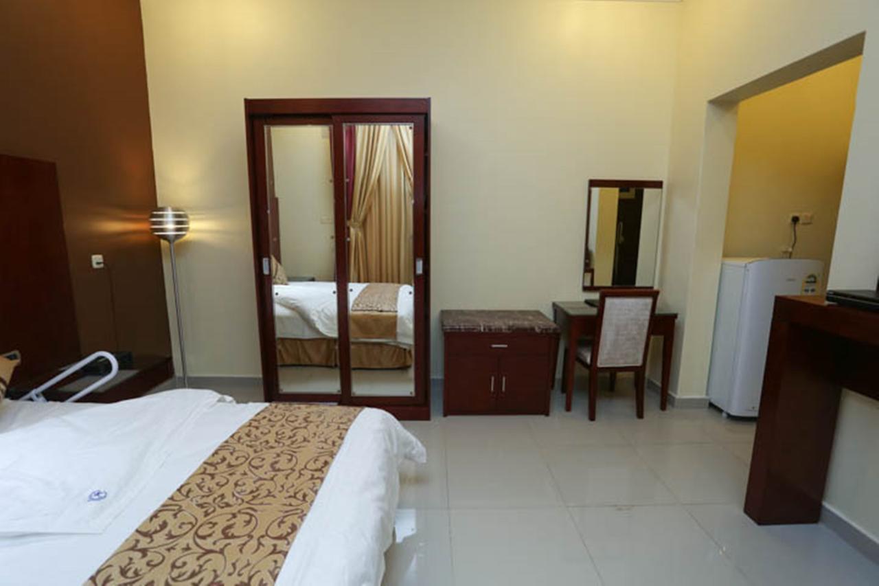 Raoum Inn - Hawtah Bani Tamim Hotat Bani Tamim Rum bild